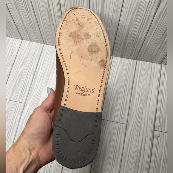 1391-MENS LEXINGTON TASSEL WEEJUNS LOAFER - Picture 3 of 6